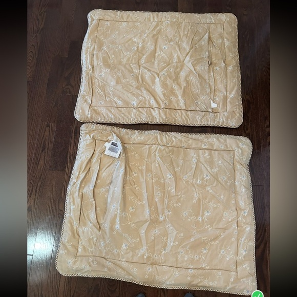 Croscill Pillow Sham Set - Picture 2 of 3